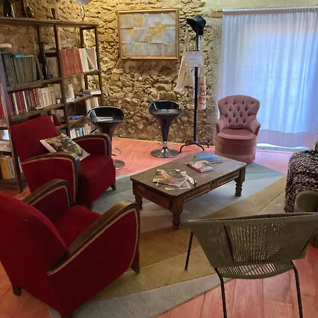 Loft Atypique Apartamento *