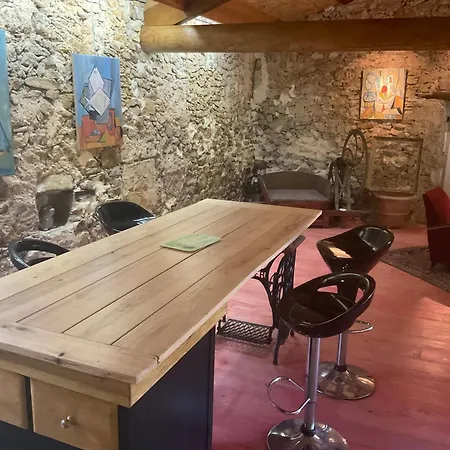 Apartamento Loft Atypique Saint-Montan