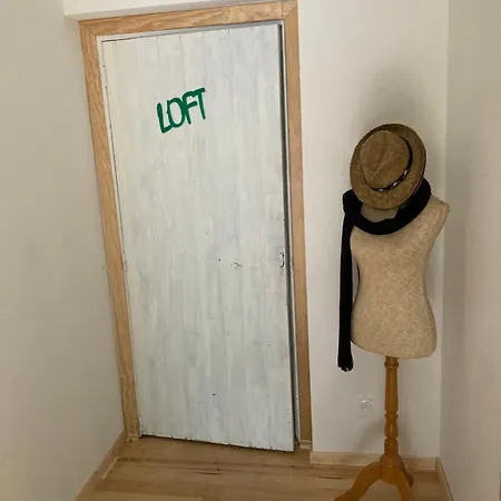 Apartment Loft Atypique Saint-Montan