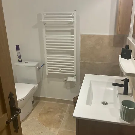 Loft Atypique Apartment Saint-Montan